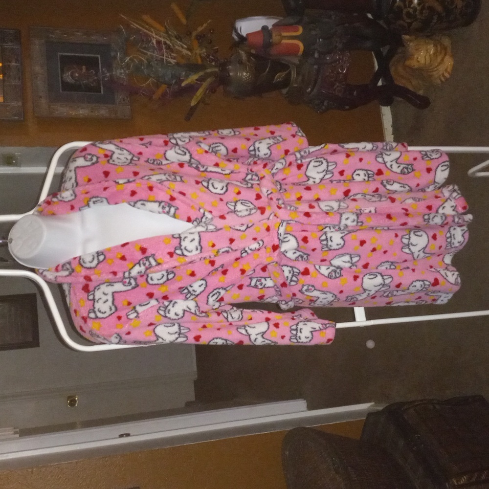 LAMA ROBE